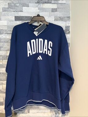 Adidas men's crewneck new with tags size large